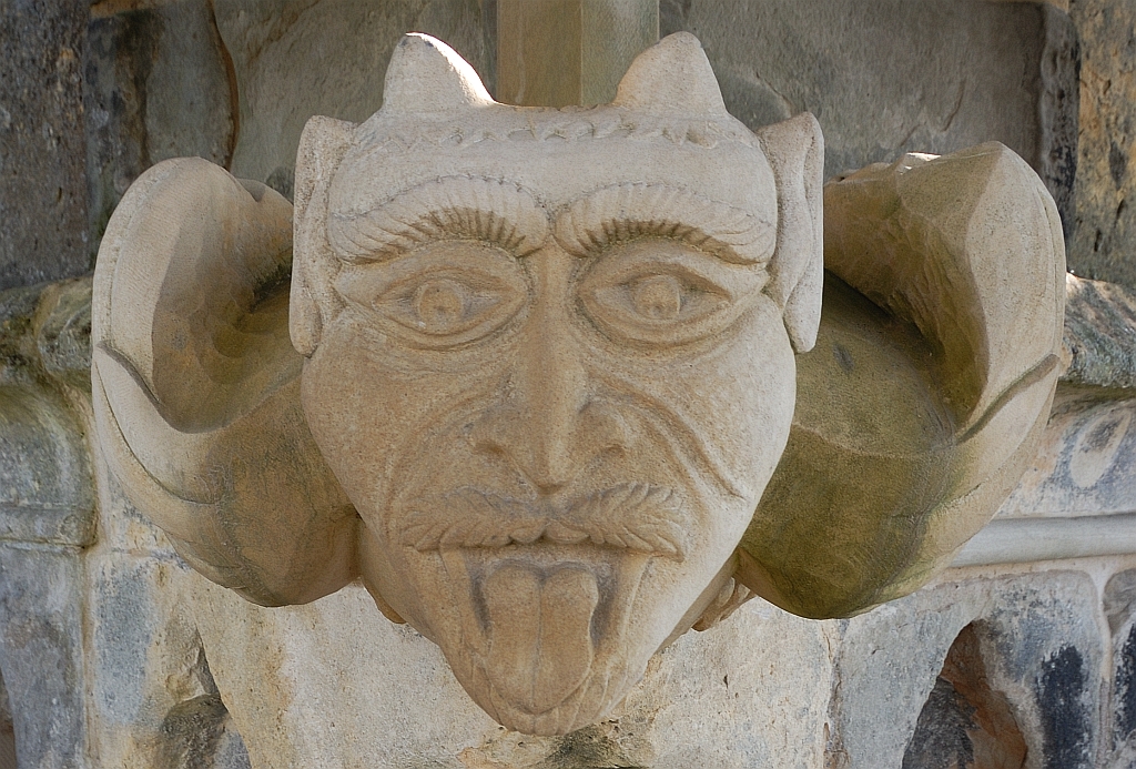 Passport | Who wouldn’t love a face like this?