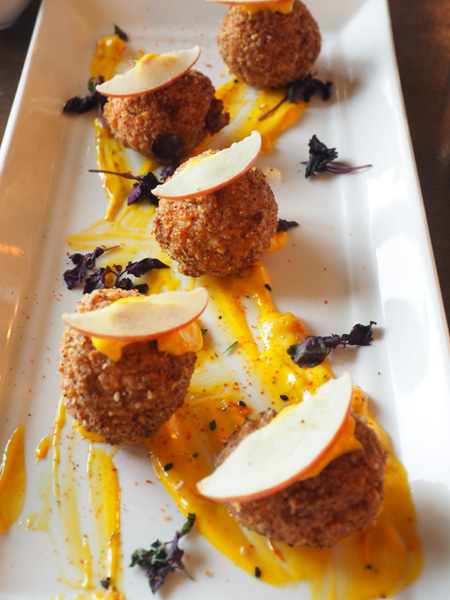 Siraia Crabcakes