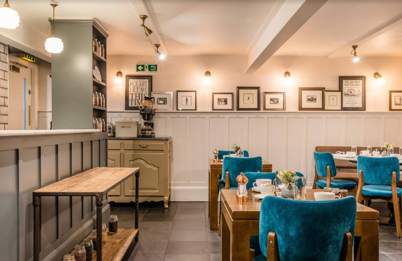 City Style and Living Magazine Winter 2018 Travel Hotels Manchester Great John Street breakfast nook